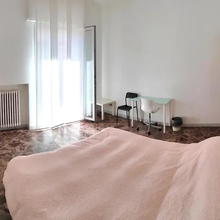 White House * Бари