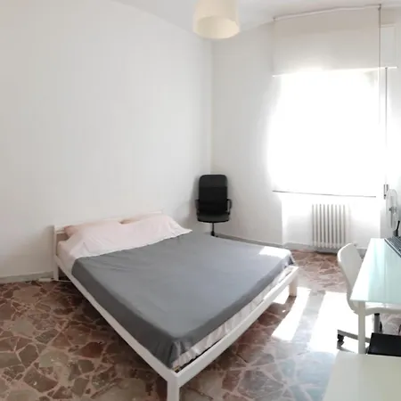 Pensiune White House Bari