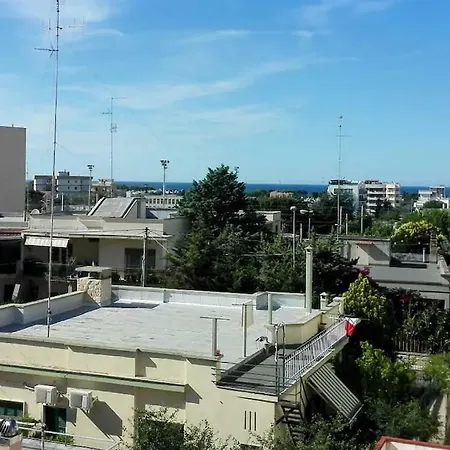 White House Affittacamere *