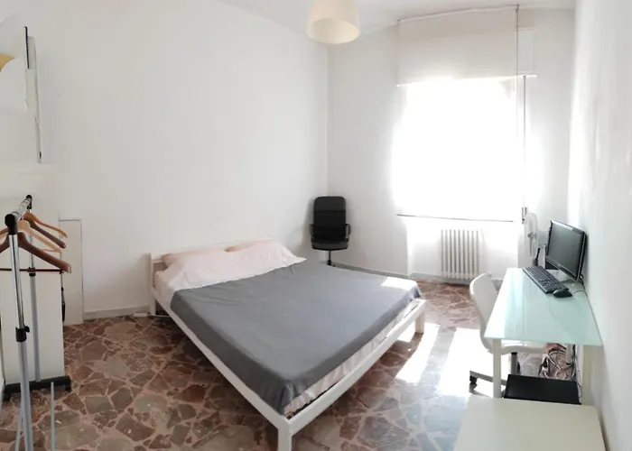 بيت ضيافة White House باري